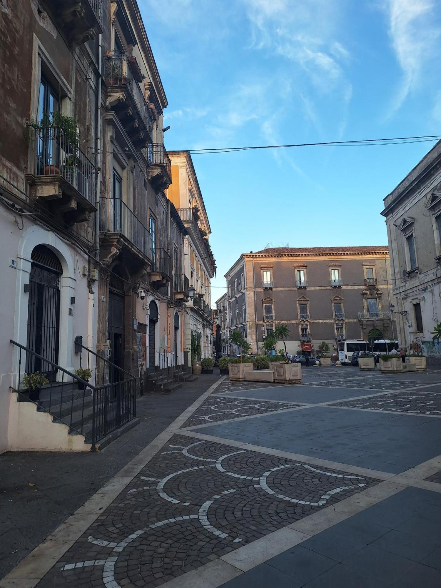Casa Vacanze Al Teatro Catania Luaran gambar