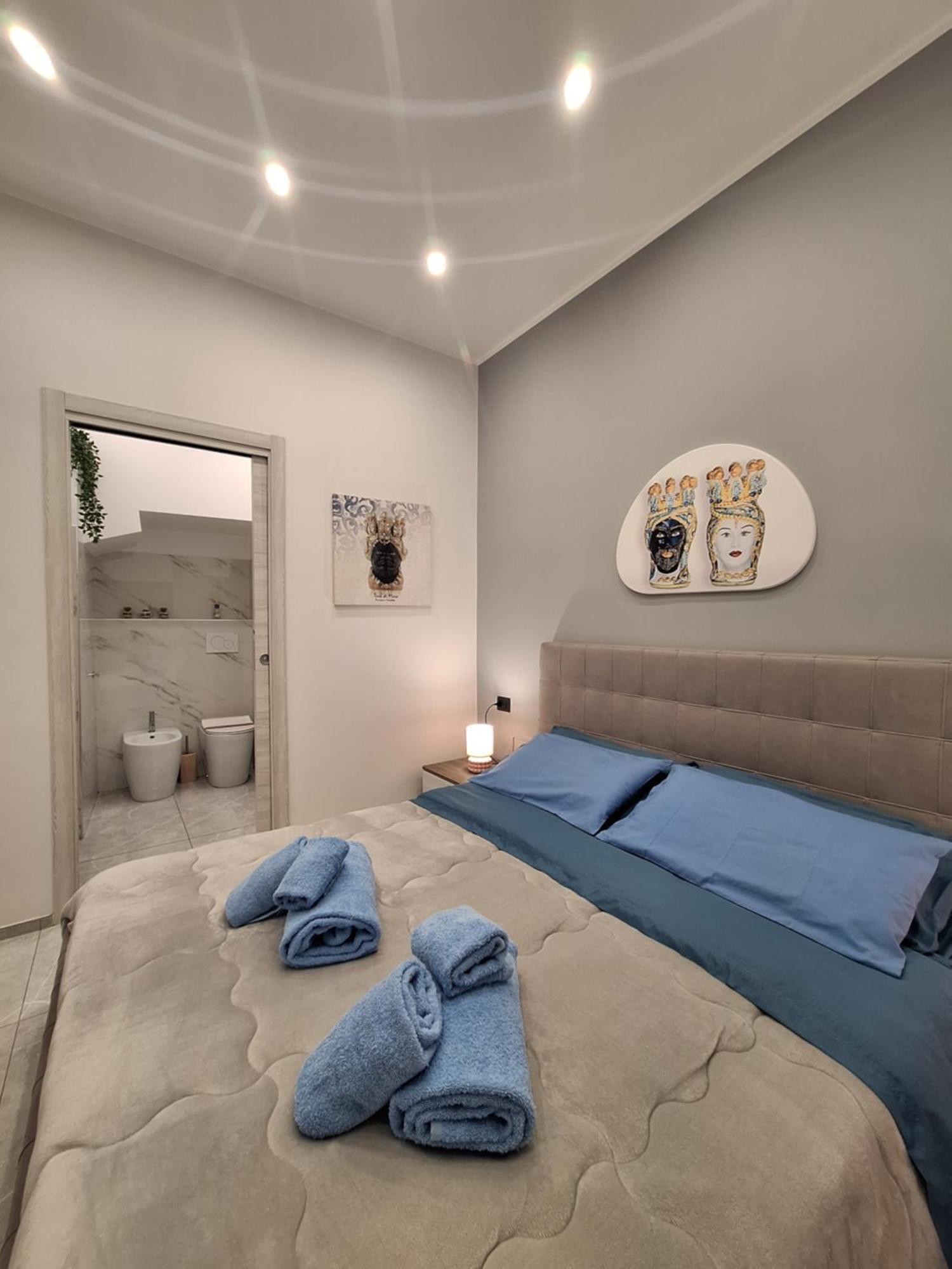 Casa Vacanze Al Teatro Catania Luaran gambar